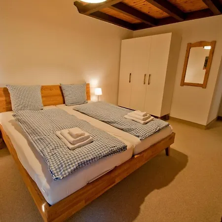 Bellevue, Alpina Apartment *